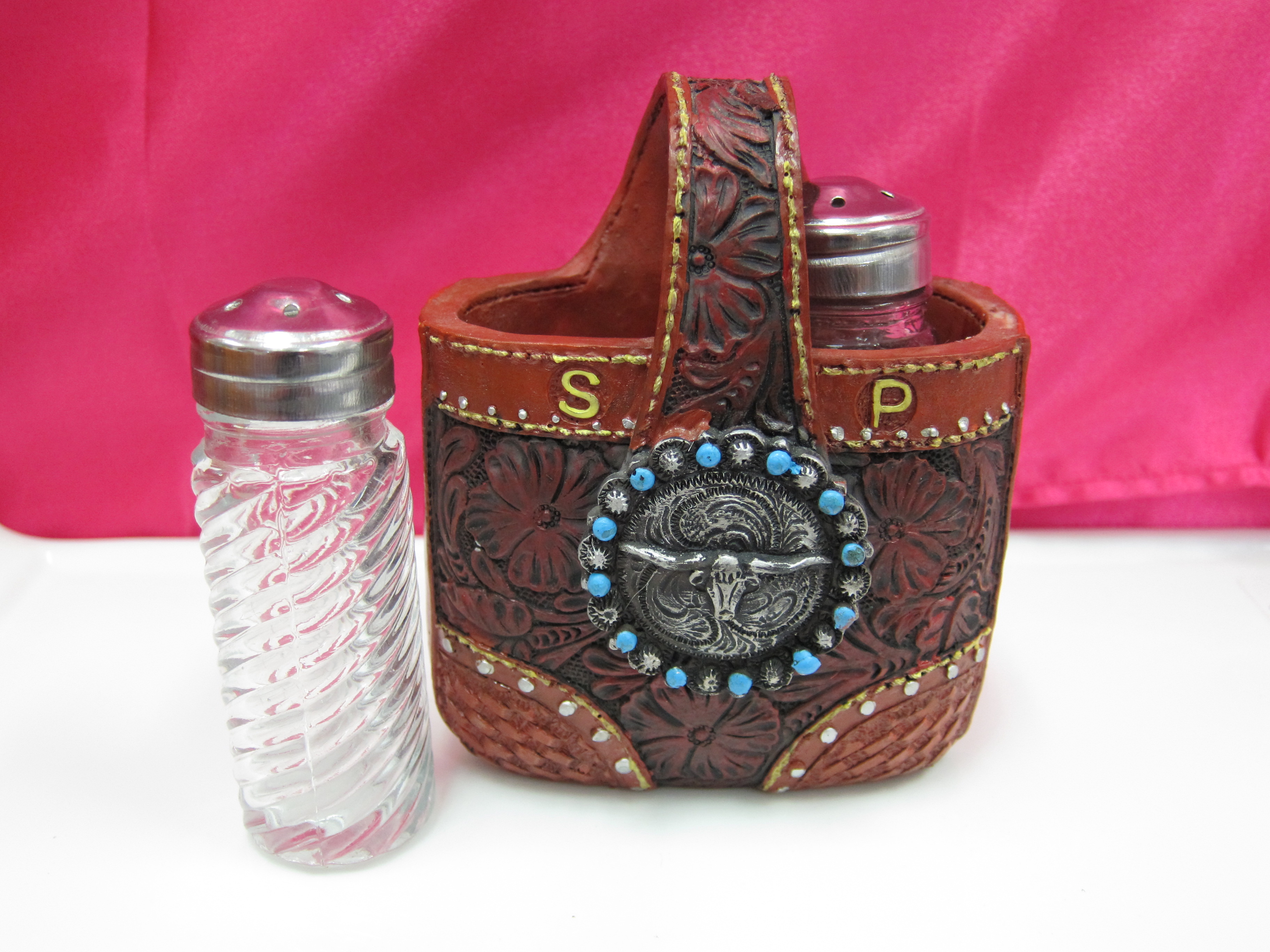 Salt and Pepper Shaker